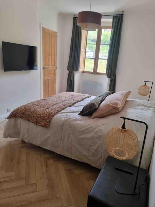 Appartement Au Coeur De La Ville Корте Екстер'єр фото