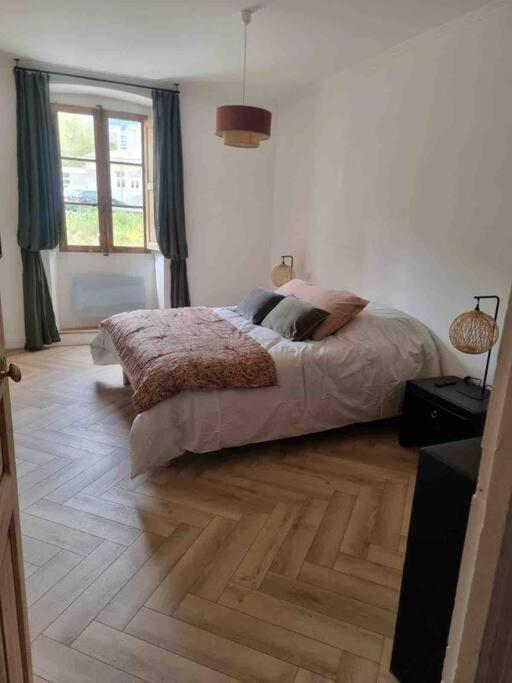 Appartement Au Coeur De La Ville Корте Екстер'єр фото